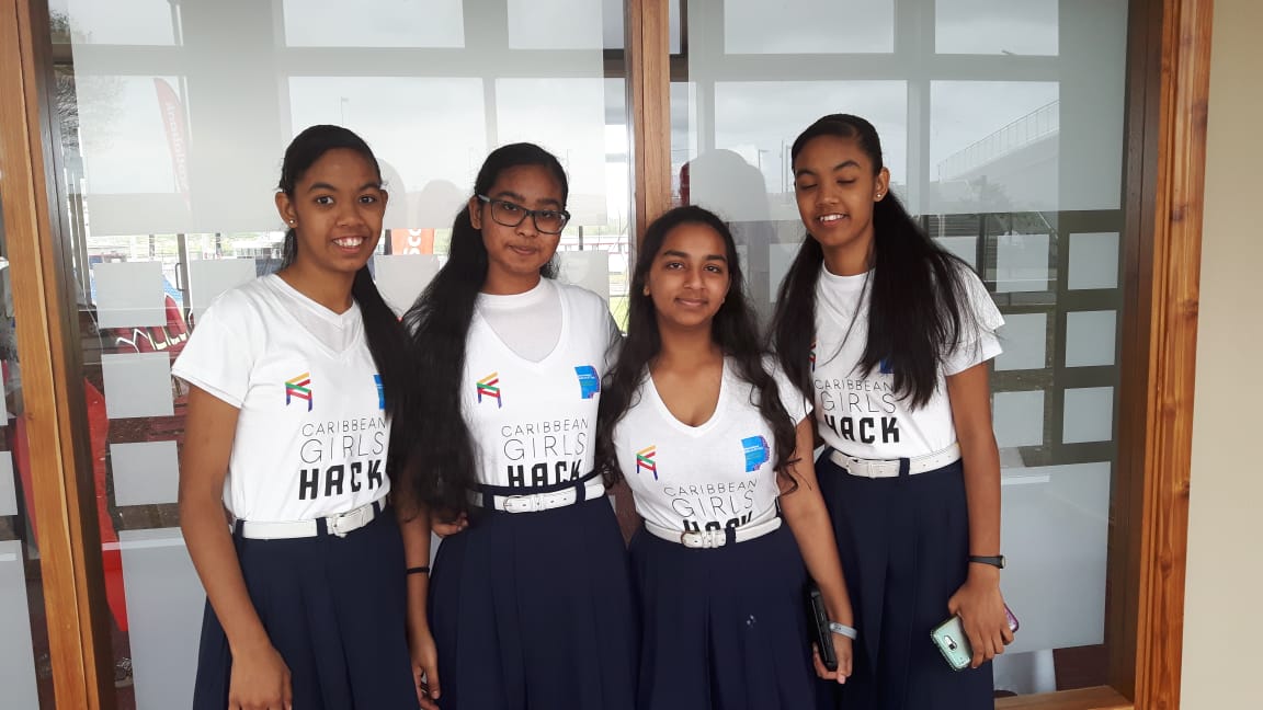 ict_sh's tweet photo. Today ❤❤😍 #climatesafefuturesafe #futuresafegirls #cgirlzhack @cgirlzhack @ncuGirlsinICT @PHHSGirlsInICT @IctSahs @Techstem_pghc https://t.co/6VTsSNHhzv