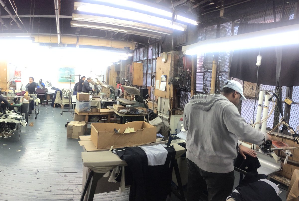 ABFTBlueDesigns's tweet photo. The @HertlingUSA factory will be moving to a new space in Brooklyn soon! Will upload some photos I've taken over the past few years. https://t.co/wTmNl2vVrr