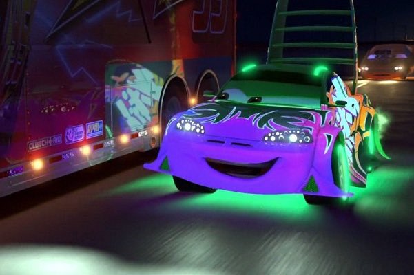 Twitter 上的 Westergaard Frozenとcarsの人 カーズの場合 エスニシティは車種で表現されるんだけど 例えばフィアットのルイジさんならイタリア系アメリカ人 ちゃんと名前とセリフのある日本車は 暴走族 と ギャルの双子 しか出てこなくて その つまり