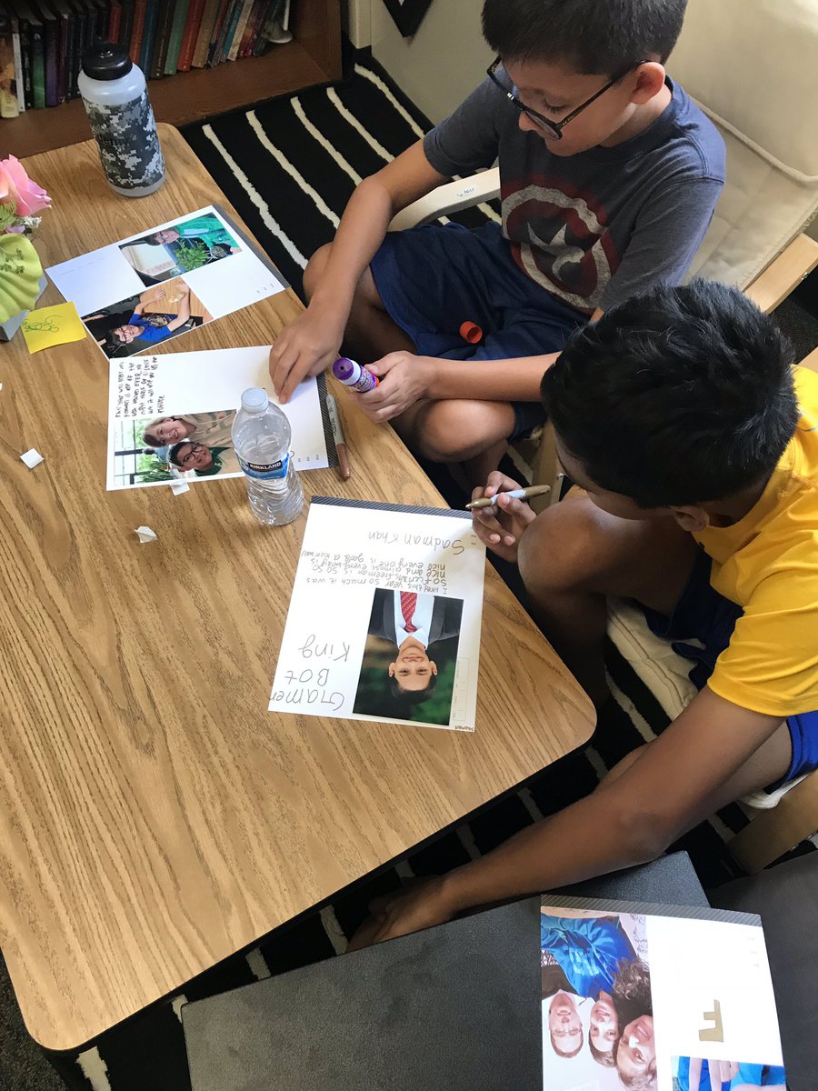 msfreeman100's tweet photo. Working on our end of the year scrapbook! Thank you for the idea @Jewils08 #wilmeth #loveit https://t.co/qE4WSYC5gZ