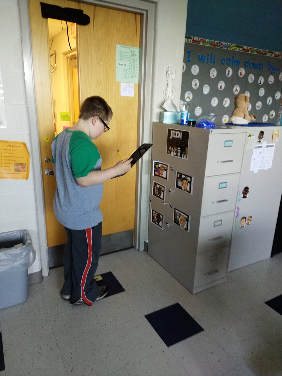 Action Based Learning with angles. Great practices I learned at <a href="/HBHMinstitute/">Healthy Bodies Healthy Minds</a>! Register for this years conference in August.

#MakeLearningMeaningful #HealthyMindHappyHeart #activelearning #actionbasedlearning