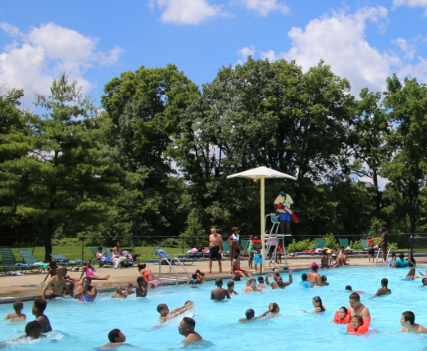 IndyParksandRec's tweet image. On Saturday, our first four pools open for the season. Broad Ripple, Ellenberger, Northwestway, and Perry Pools are getting ready to kick off a fabulous season. The next wave of pools open on June 8. See you on Saturday. #PoolReady #IndyParksSummer parks.indy.gov