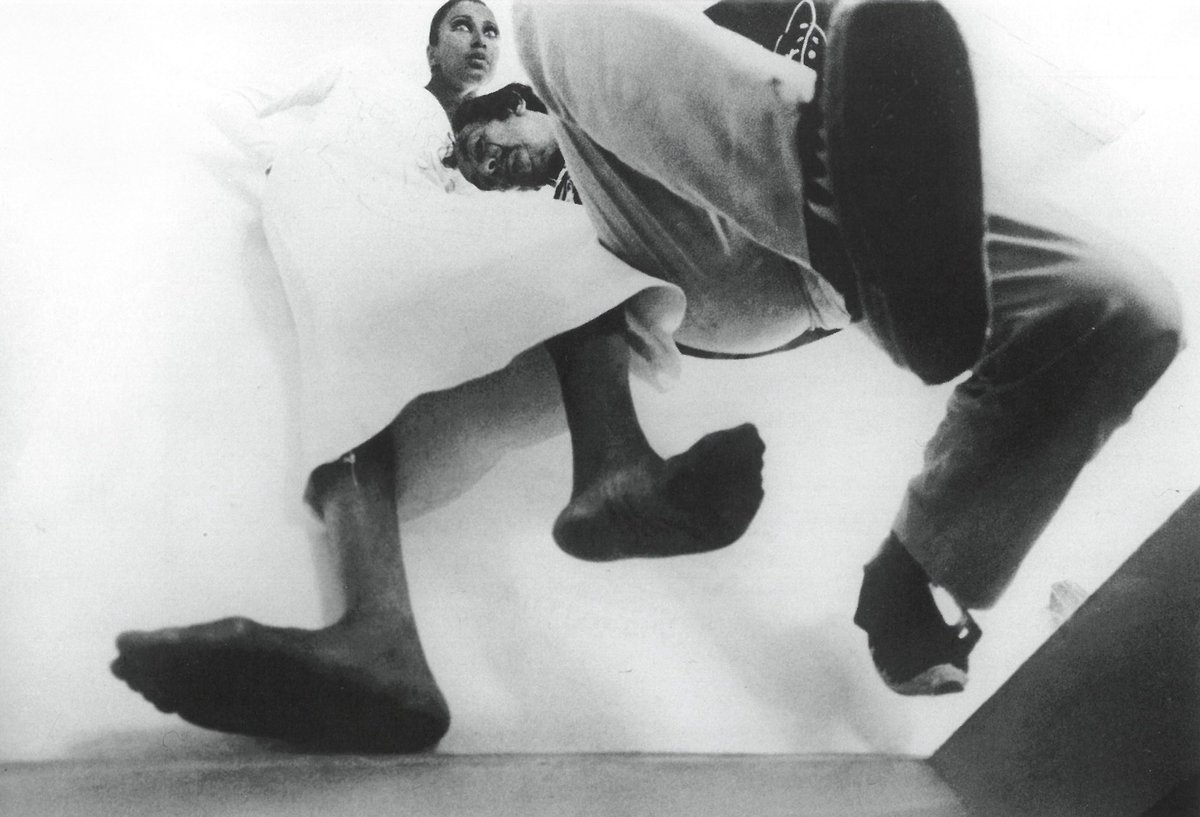 archivealive on Twitter: "Donyale Luna and Salvador Dalí photographed by William Claxton at Salvador Dalí's home in 1966 | This photo was taken as the result of their first encounter which turned