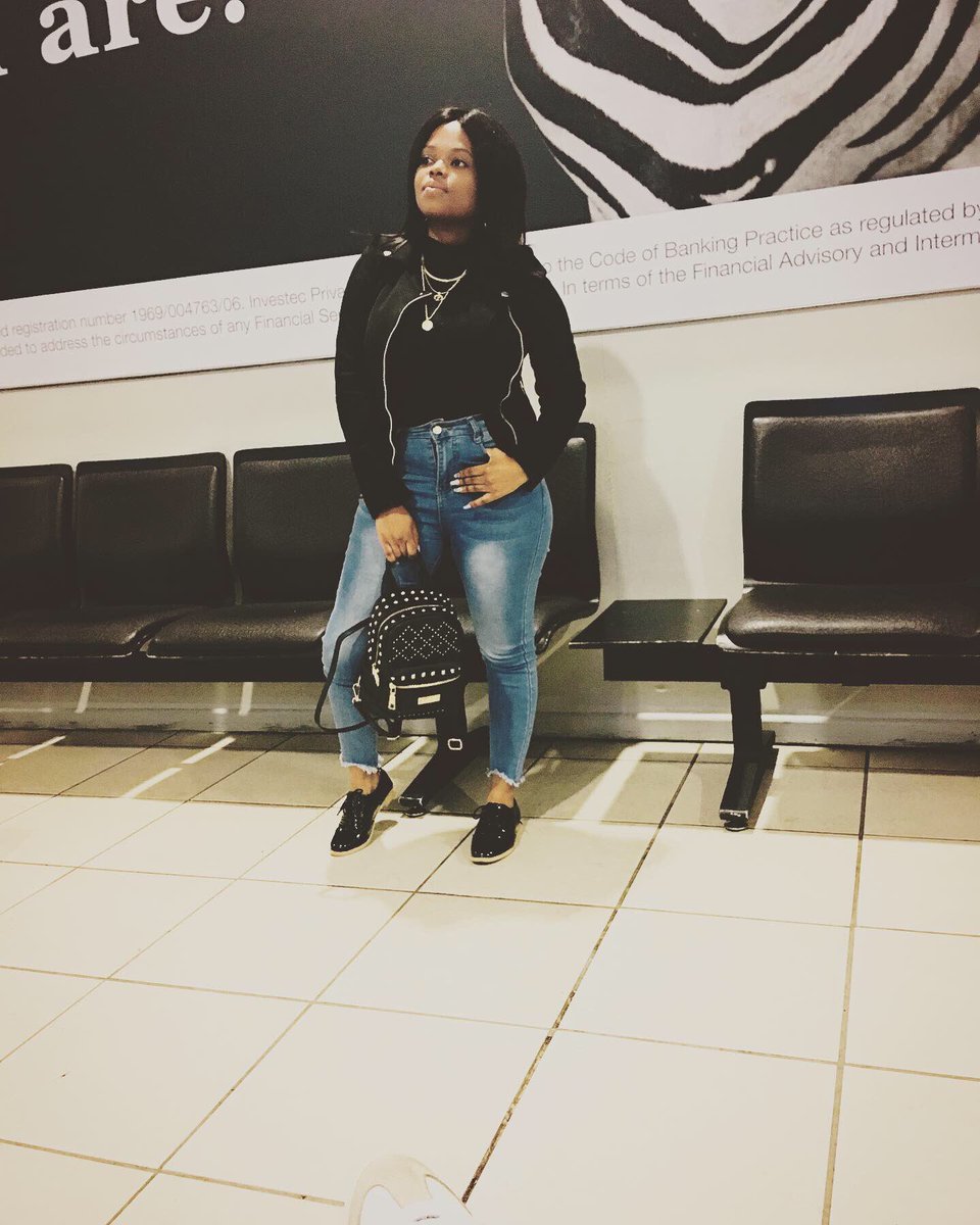 mohshort's tweet photo. ✈️ CPT https://t.co/5lGCGKKkfX