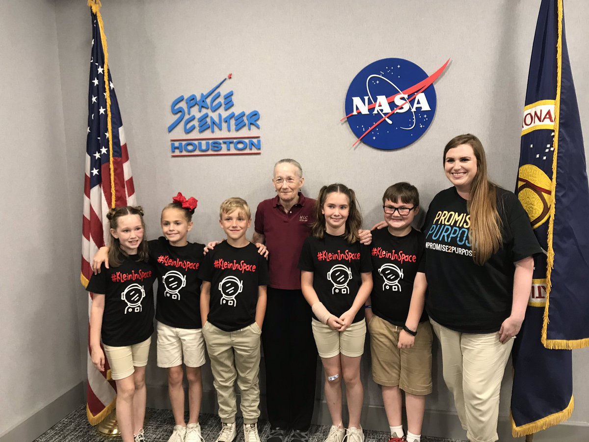 GordonKSee's tweet photo. What a great way to celebrate with our #KleininSpace winners than with a lunch with Dr. Mary Cleave, an astronaut who has done 2 spaceflights and 2 spacewalks. Simply amazed to hear her #Promise2Purpose in action! Thank you @NASA &amp; @SpaceCenterHou for this opportunity!
@KleinISD https://t.co/eWKAep0wZo