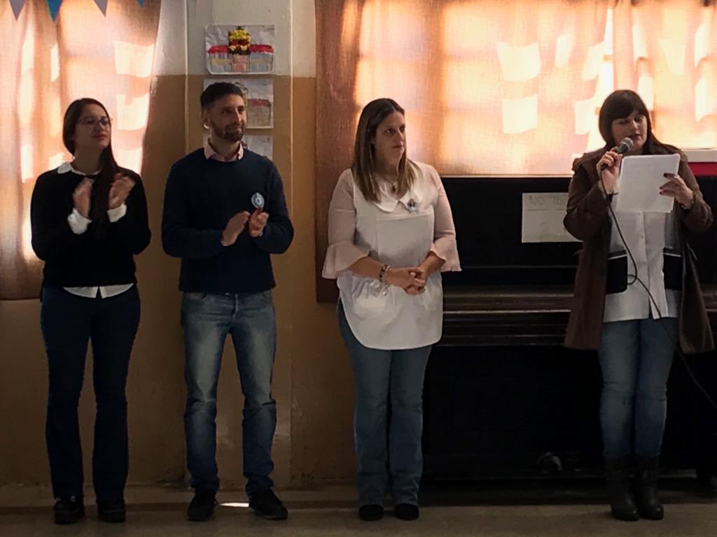 quilmesculturas's tweet photo. Festejos del #25DeMayo en la EP19 @arieldomene @luis_pulen @YoSoyMartiniano @gzinny @mariuvidal @BAeducacion @NoelMenichelli https://t.co/qDtW6bsG3a