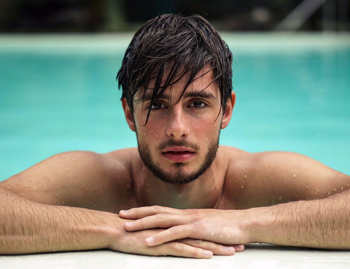 ❝ It is part of a good man to do great and noble deeds, though he risk everything. ❞

─────〔📖〕───── 

— GB!Elena Gilbert

     — TVD/TO/Crossovers

— Looking for gb!storylines

     — Experienced &amp; descriptive

— Mature content — 18+

     — Ships with chemistry