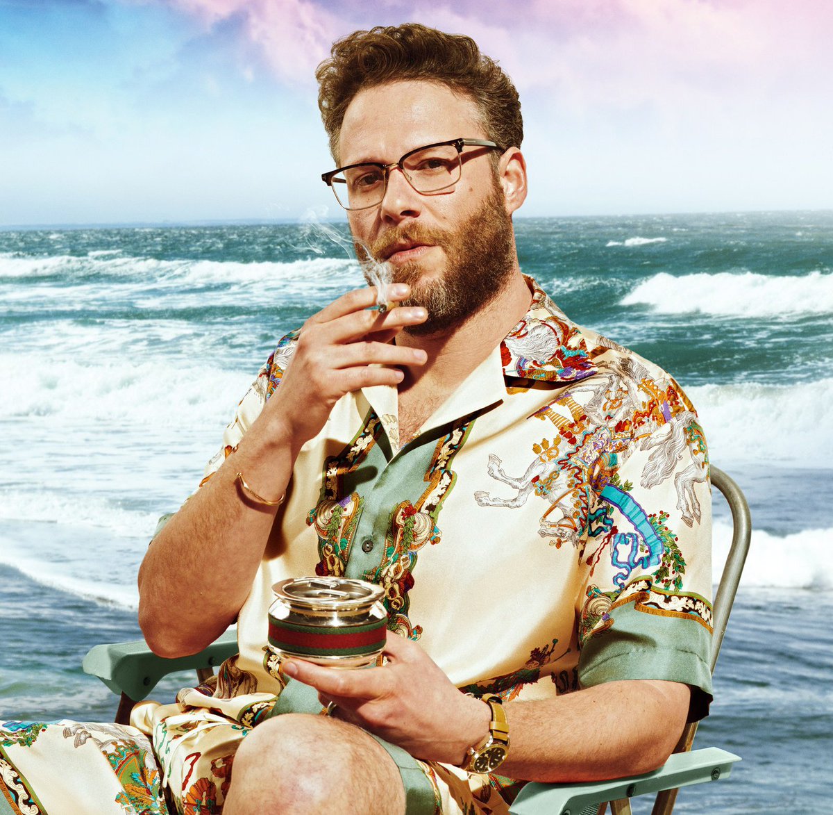 cedarandfinch's tweet image. Seth Rogen and the Science of Rogenomics
He's still getting high. He's still making us laugh. But he's kinda running Hollywood now, too. tinyurl.com/yxdbxew3