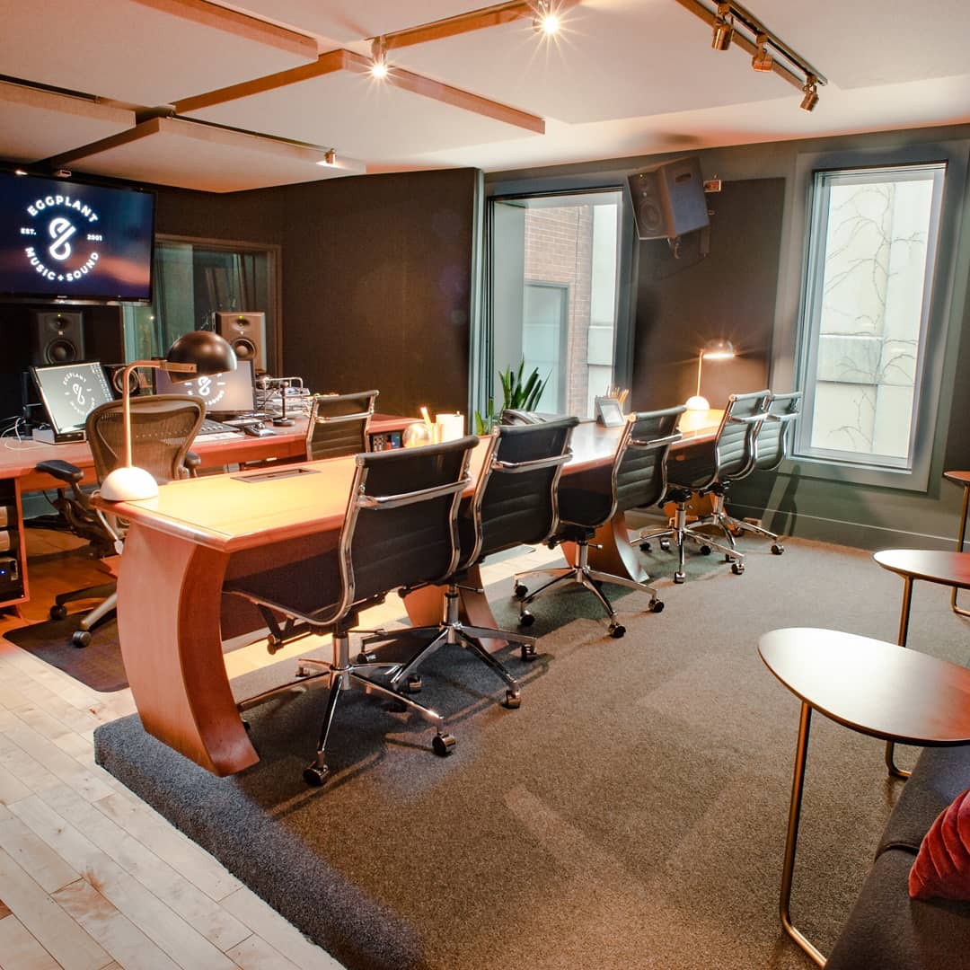 eggplantMS's tweet photo. Check out our new digs at 236 King St. East!

#soundhouse #musicindustry #licensedtocreate #6ixstyle #musicproductionlife #downtowntoronto #kingstreet #torontobusiness #torontofilm #torontomusic #advertising #gameaudio #musiclicensing #composers #underoneroof #torontosound https://t.co/Y5N50iNanj