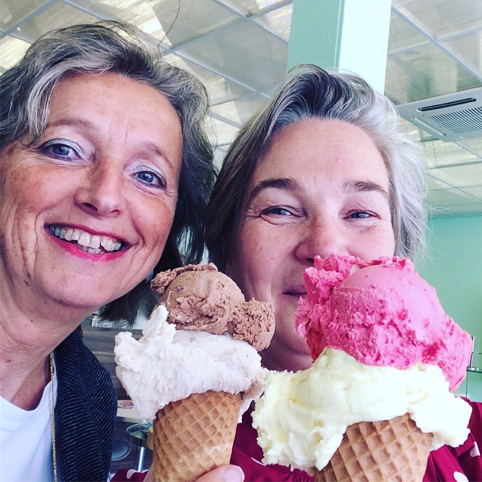 Onze pauze duurde vandaag precies twee bolletjes ijs @visserchocolade #welten