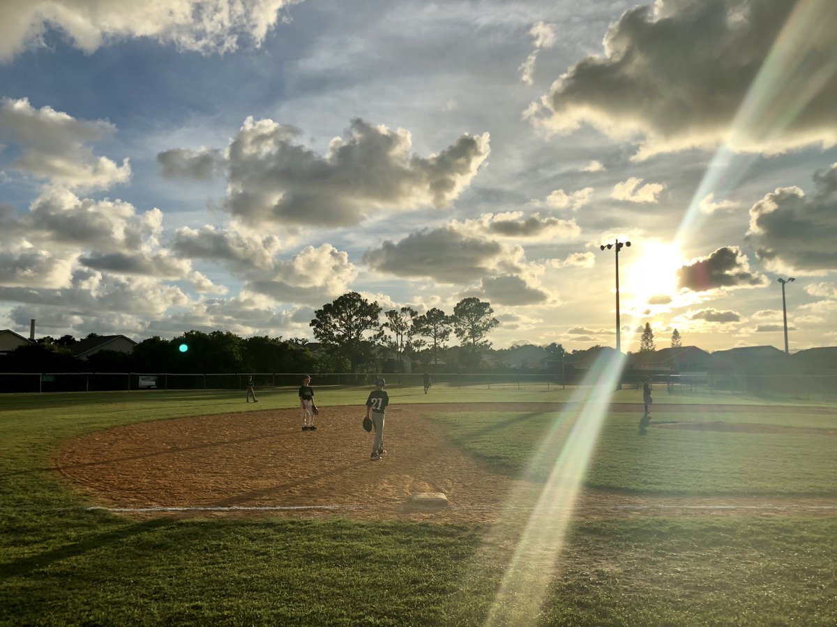 LittleLeague's tweet image. Seven tips for maintaining your local field.  ltllg.org/nCN150ulDEx