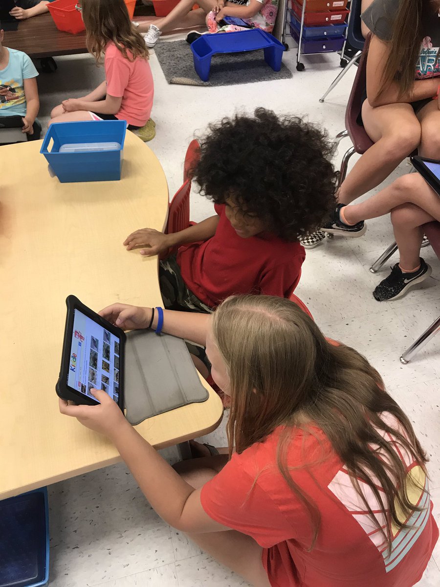 SuperJZip's tweet photo. All school read aloud this week! #readlap #redbud132 https://t.co/cIduRA94I2