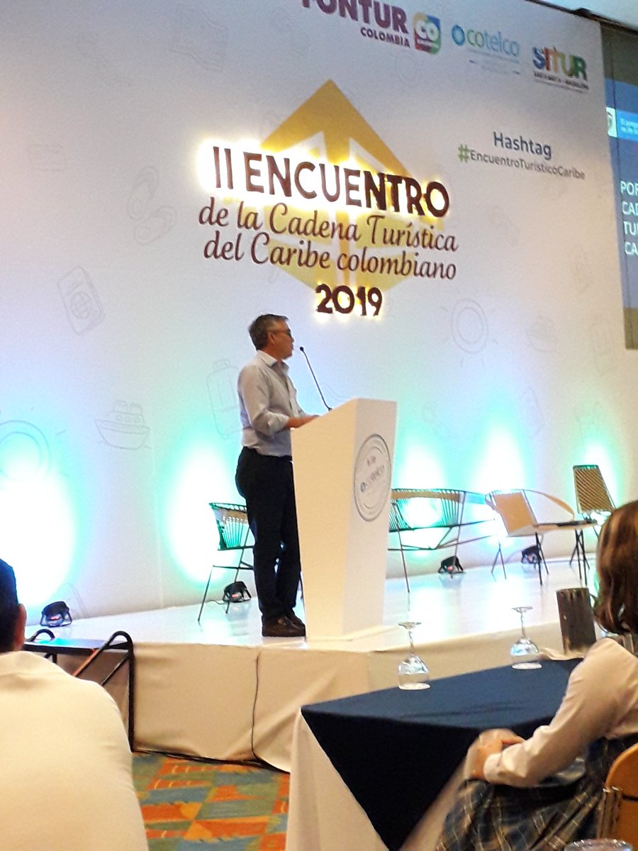 SiturCesar's tweet photo. El Viceministro de Turismo @jpfrankym participa en el II #EncuentroTurísticoCaribe con la Socialización del Plan Sectorial de Turismo y moderando el diálogo "El Turismo ha sido todo para mi", compartiendo experiencias de vida con actores del sector.
#SITURCesar #Turismo https://t.co/BmQHDukPYP