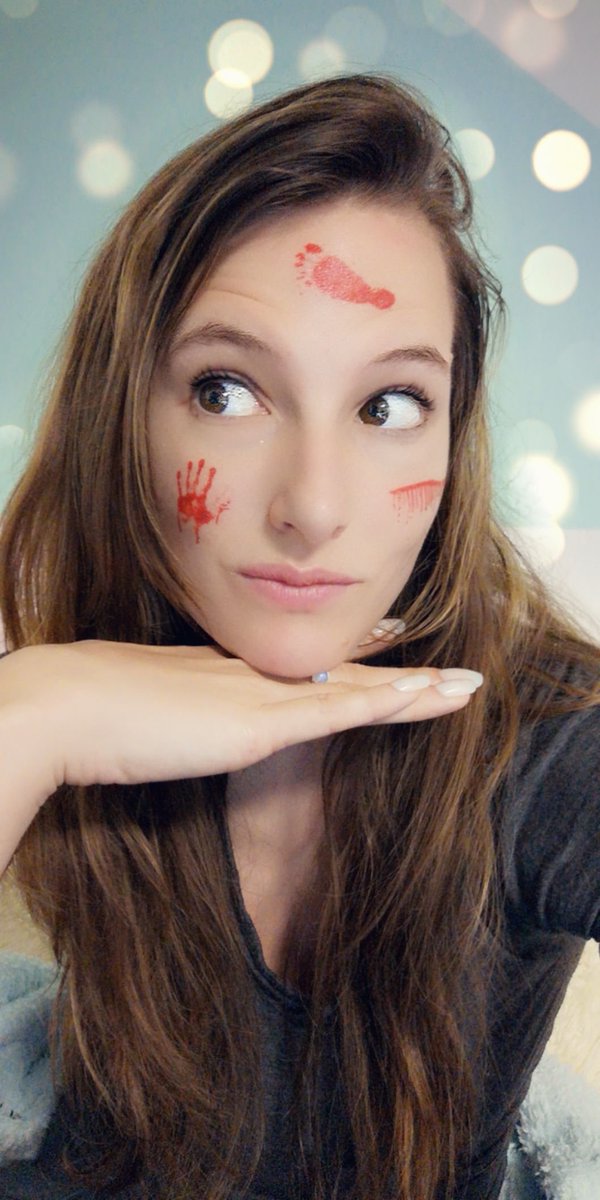 zetetone's tweet photo. Tu sais que tu n'as pas un travail tout à fait normal quand tu te réveilles comme ça... #streamzombie #twitch https://t.co/3eO2TFxUdj