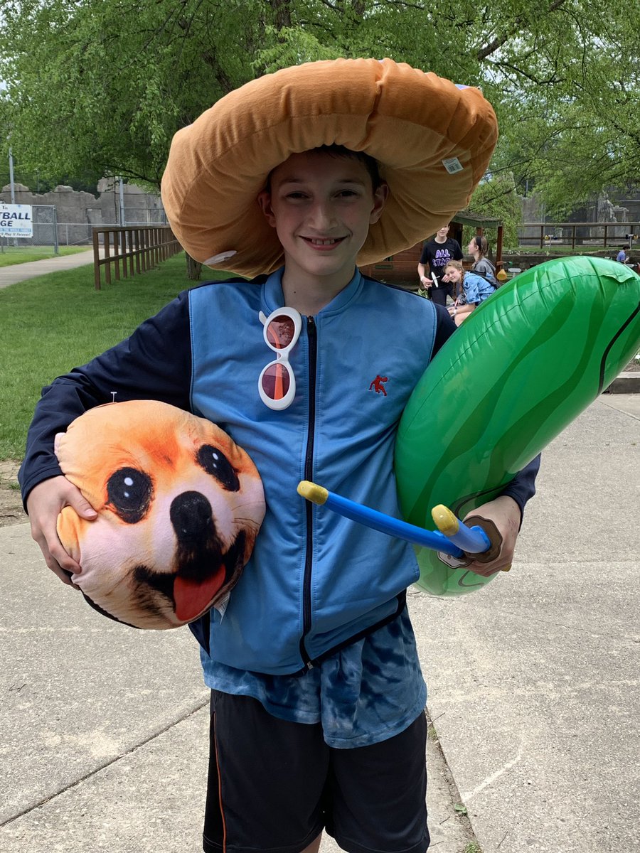 This is one happy MVP student after a day <a href="/swings_n_things/">Swings-N-Things</a> !!
#NRInspireGreat #NRMS #funandgames