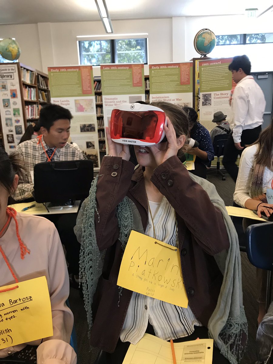HistoryFrog's tweet photo. @FirstAveMS @FirstAvePTSA @ArcadiaUnified @sissafa786786 @TooCool4MS @hymieholmes @FirstAveTheatre @Misabela6221 @1stAveMrMora @FAindustech @McSWEDE1973 @TheTiffYoung @mrskmora #FAEllisIsland #FirstAveVR https://t.co/ZC8MnPG6Ko