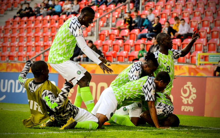 brfootball's tweet photo. Great to see these kits in a World Cup again 🇳🇬🦅 https://t.co/LE3wbhhnAk