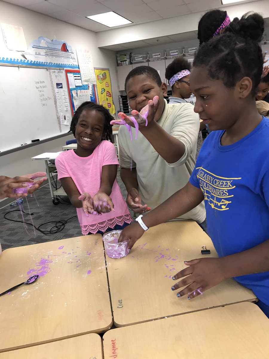 MissSabol's tweet photo. Nothing says Fun Friday like making some ooblek and exploring the states of matter! #CIArocks #WEarethekey https://t.co/C86BrwyElt