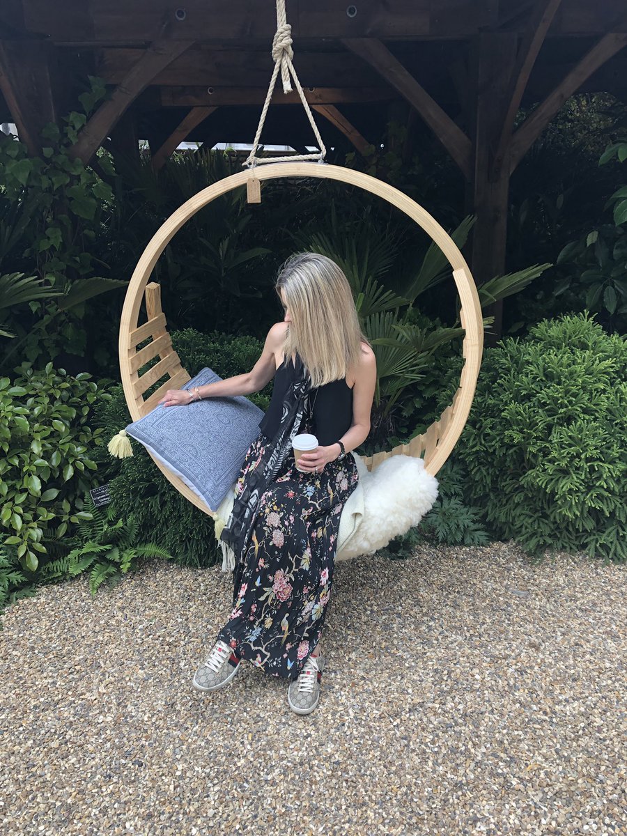 floriansbotanic's tweet photo. I’m at #chelseaflowershow  💚 https://t.co/sAHad4FuV2