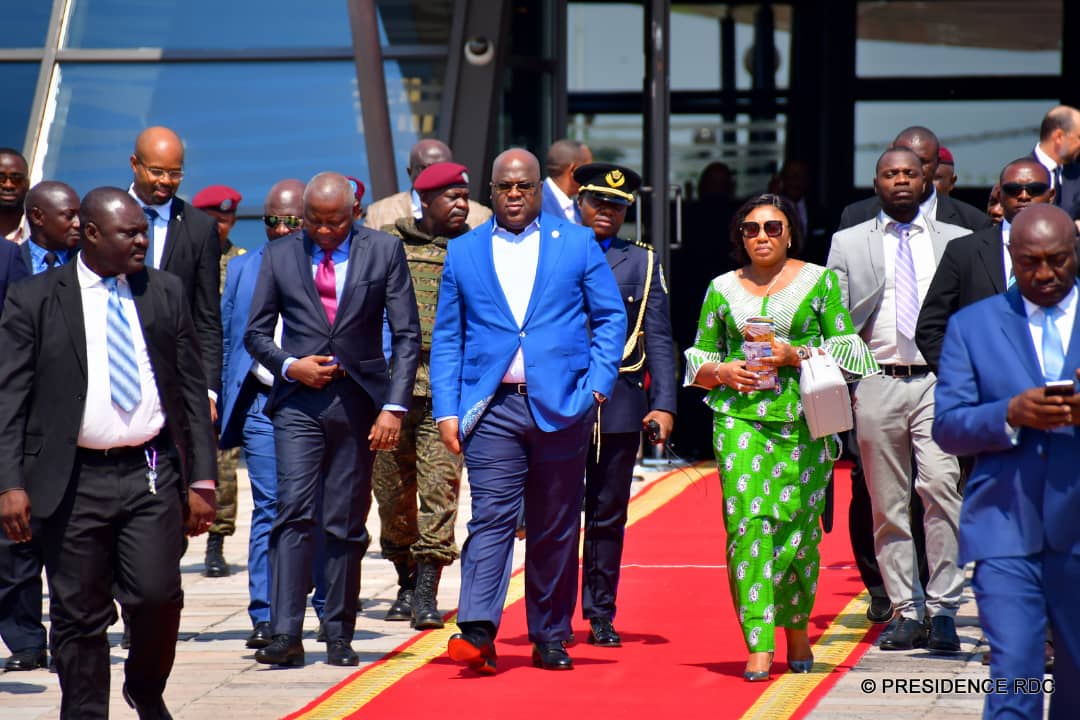 Bibishe6's tweet photo. Ils te feront la guerre mais ne te vaincront jamais, car toi tu es @VitalKamerhe1 Lwa Kanyinginyi Nkingi, faiseur des Rois, kiniampa'abami, ton nom a été gravé dans les anales de la RDC depuis ta naissance. A chaque question RDC, tu seras toujours consulter étant Acteur Majeur. https://t.co/7tNHfqCMnc