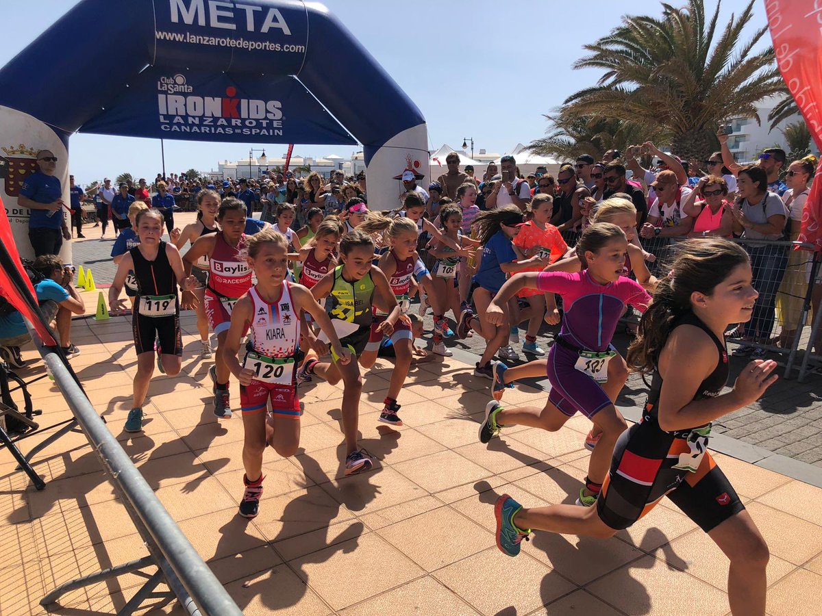 ActiveLanzarote's tweet photo. 🇪🇸 Éxito de nuestros @activlanzarote Kids en el Ironkids celebrado hoy de @IMLanzarote
🇬🇧 Another successful race of our Triactiv kids today in Ironkids if #IMLanzarote .
#triactivteam #kids #ironkids #race #daplacetobe https://t.co/GdvrfJvSDk