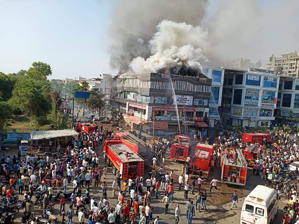 naveen_hmr's tweet image. Black day for #Surat 
RIP Students &amp;amp; teacher.
My prayers are with Families.
Deeply saddened by hearing more than 22 students dead in a coaching centre in surat. 
#SuratFire
#SuratTragedy