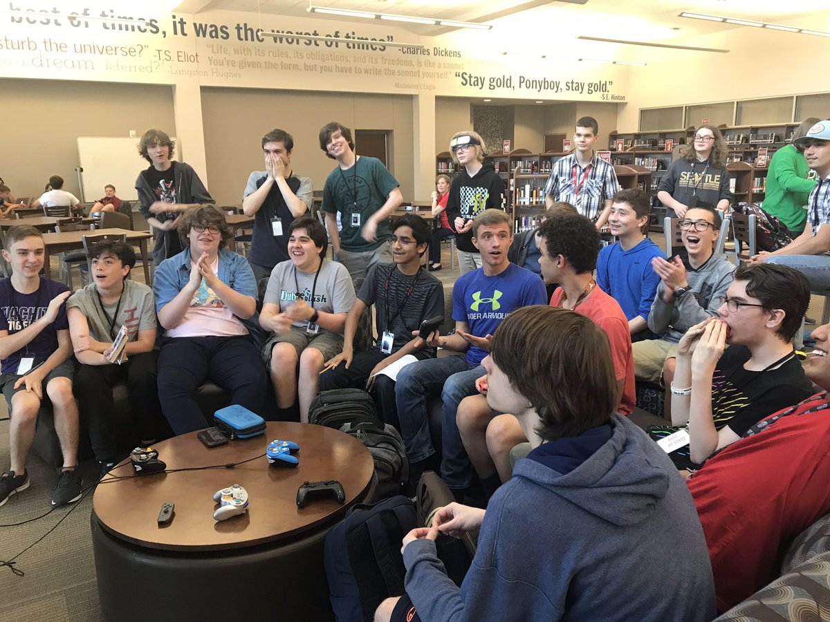 melissaeverhart's tweet photo. Another great day of gaming in the library at Heritage Hoopla! #MISDHappy https://t.co/A84WEZi8p8