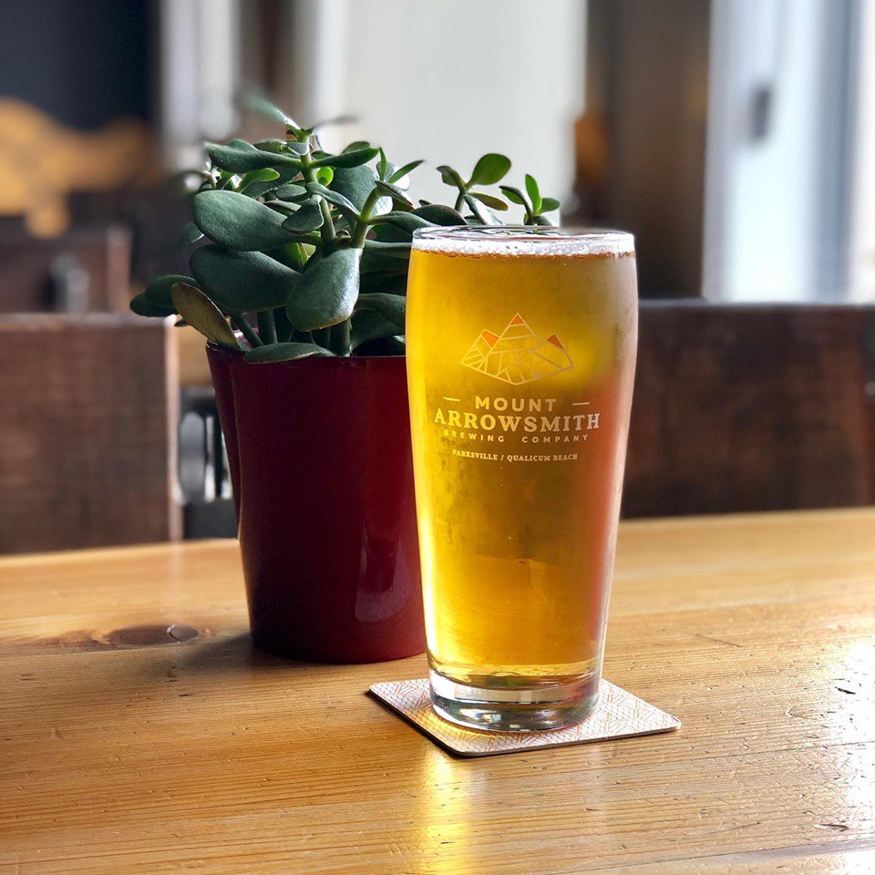 We have our Arrowsmith Blonde infused with jasmine. It has nice floral notes with a flowery finish. Smells and tastes like a warm spring day. Come and enjoy this infusion while it lasts. 
**No Growler fills** 
 #MABrewing #islandviewmountainview #MYPQB #parksvillecraftbeer