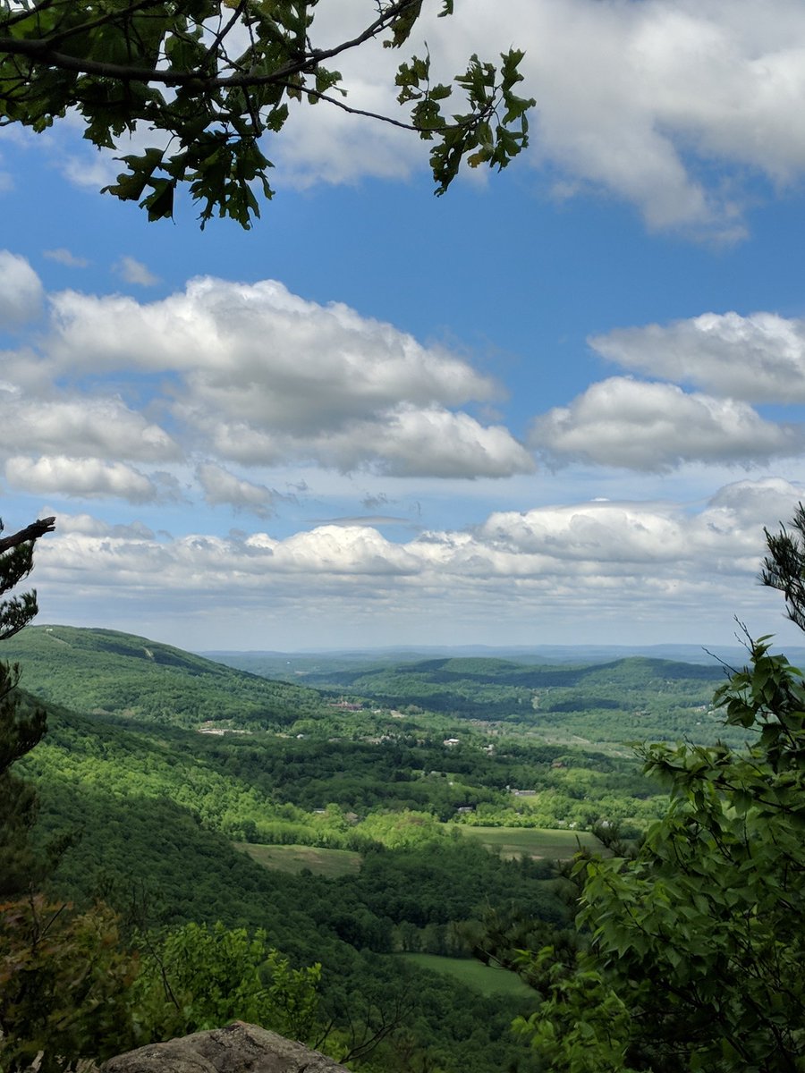 MlmagsdoLynn's tweet photo. Stairway to Heaven@AppTrl ! Paths crossing - Met a hiker( from NM) on the #Appalachiantrail2019 who crossed paths with me days ago at a med facility! Small world- hope you attain your goals &Godspeed! #Hiking #AppClubTrl #AppalachianTrl #HikingNJ #ATNJ https://t.co/EiRPKGNMbh