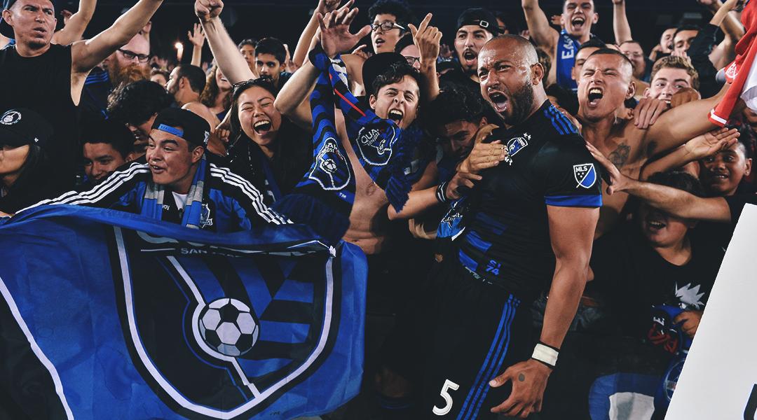 Join us in wishing a very Happy Birthday to Quakes legend Victor Bernardez! 