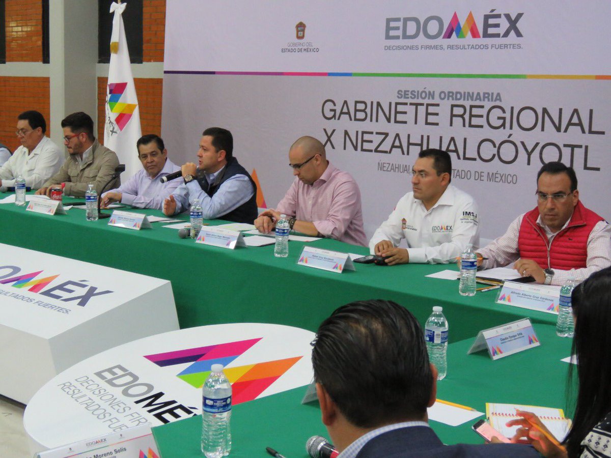 geramonro05's tweet photo. Al presidir la reunión del Gabinete X Nezahualcóyotl, revisamos las acciones que implementaremos para estar preparados ante la inminente época de lluvias y que los habitantes de este mpio resulten lo menos afectados, como lo ha instruido el Sr. Gobernador @alfredodelmazo https://t.co/AnKDVqq5nV
