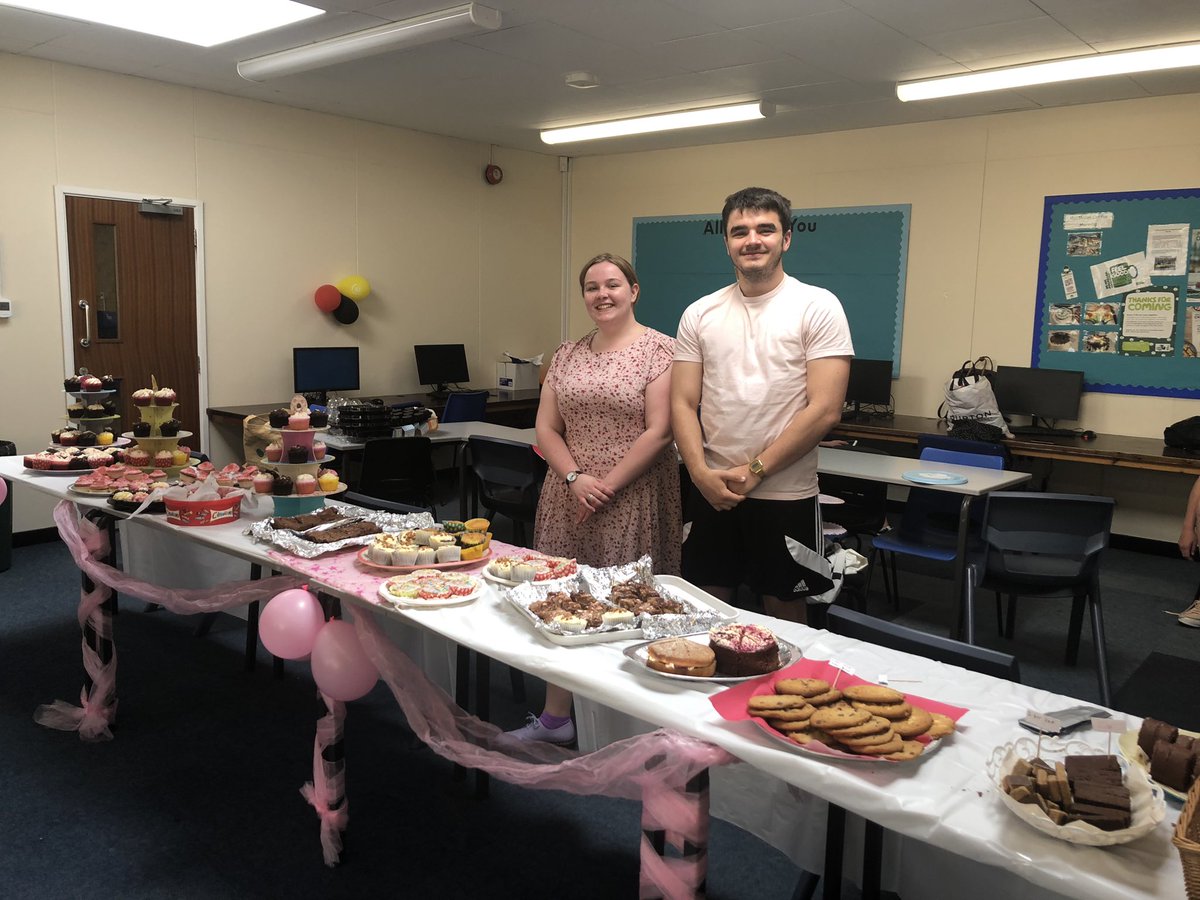 SPSSixthForm's tweet photo. Thank you to everybody who contributed to the cake sale today. Whether you donated cakes, sold cakes or ate cakes your support was appreciated. We raised £195 in total which will be split equally between @macmillancancer and @CR_UK https://t.co/ngwOwlcfpV