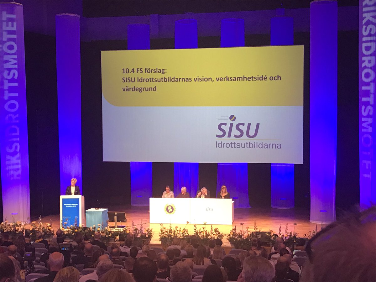 Där satt den! Fasen vad motiverande med en ny vision och verksamhetsidé för SISU Idrottsutbildarna <a href="/annaiwarsson/">Anna Iwarsson</a> #RIM19