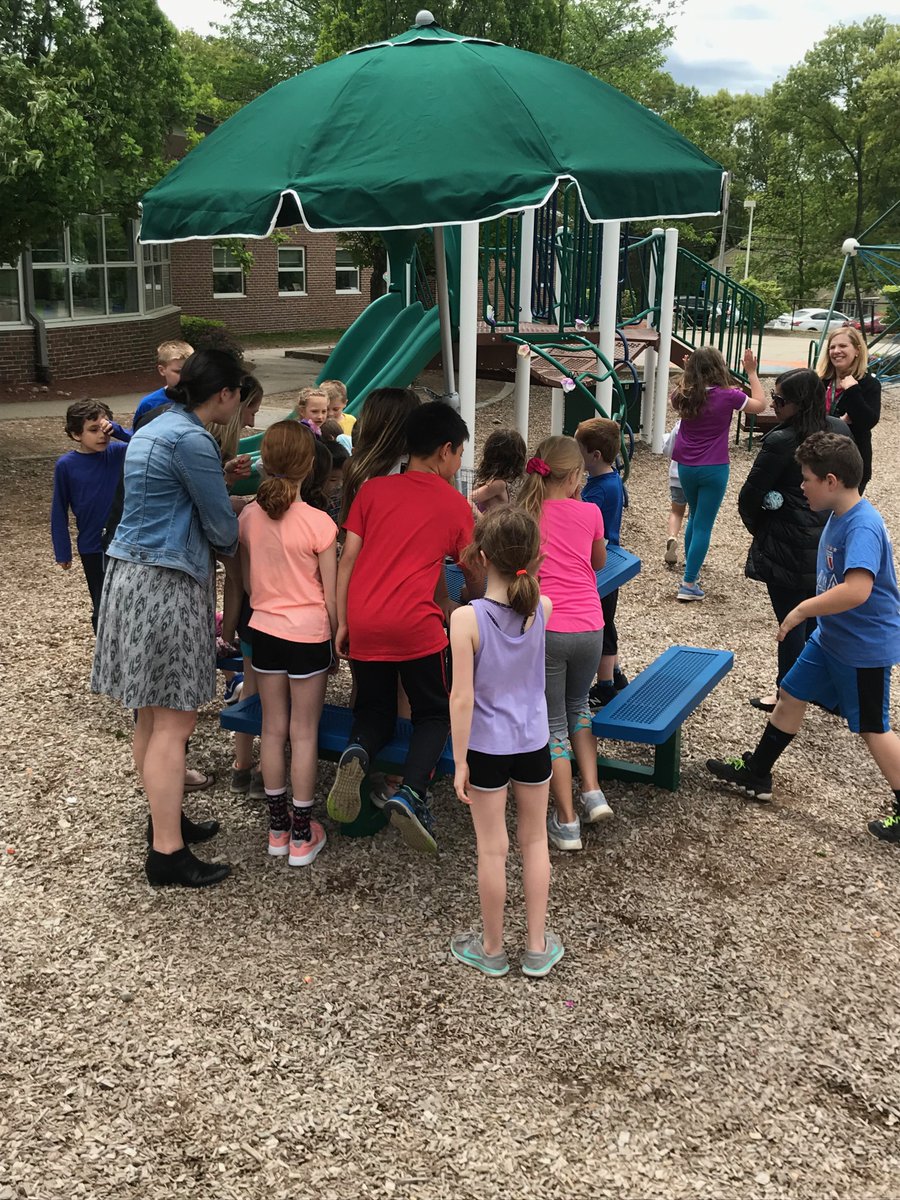 westwood_ps's tweet image. The @DowneySchool PTO hosted the Kristin Rocha picnic table dedication today. There was much excitement... not only for the warm weather but for the baby chicks sitting at the new table.