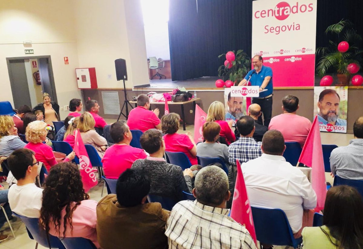 ocsegovia's tweet photo. @Centrados_Sg celebra el mitin cierre de campaña en el centro cultural de San José https://t.co/oBKJwm2O6i