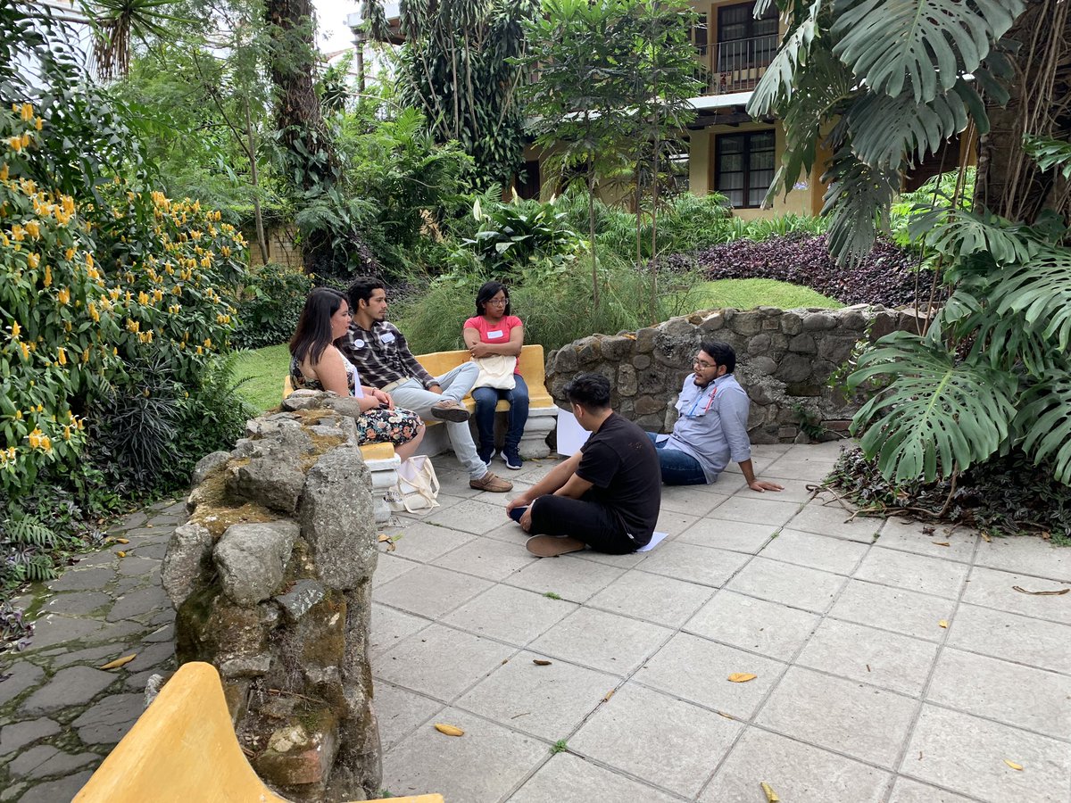 PrometheanComm's tweet image. Peer groups sharing their leadership challenges on day 1 of our workshop| Grupos en pares compartiendo su reto de liderazgo durante el primer día del taller #transformaccion #PADF #LideresEnAccion