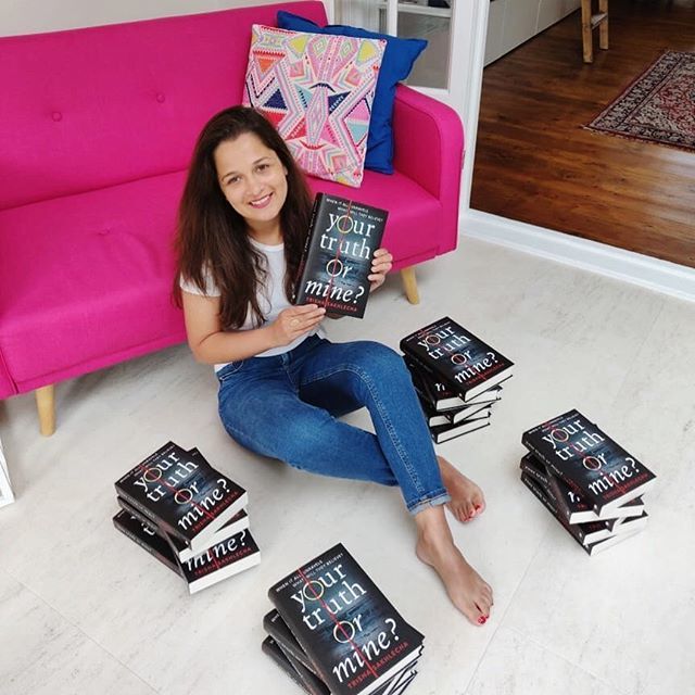 TrishaSakhlecha's tweet photo. This is the face of a very happy author (part 2)
.
Finished copies of #yourtruthormine have landed and I couldn’t be happier. I’ll be spending the bank weekend admiring these beauties.
.
Out 13th June, UK & Commonwealth
.
.
.
#psychologicalthriller #panm… https://t.co/LLCpyphW6C https://t.co/JLQEMct3RN
