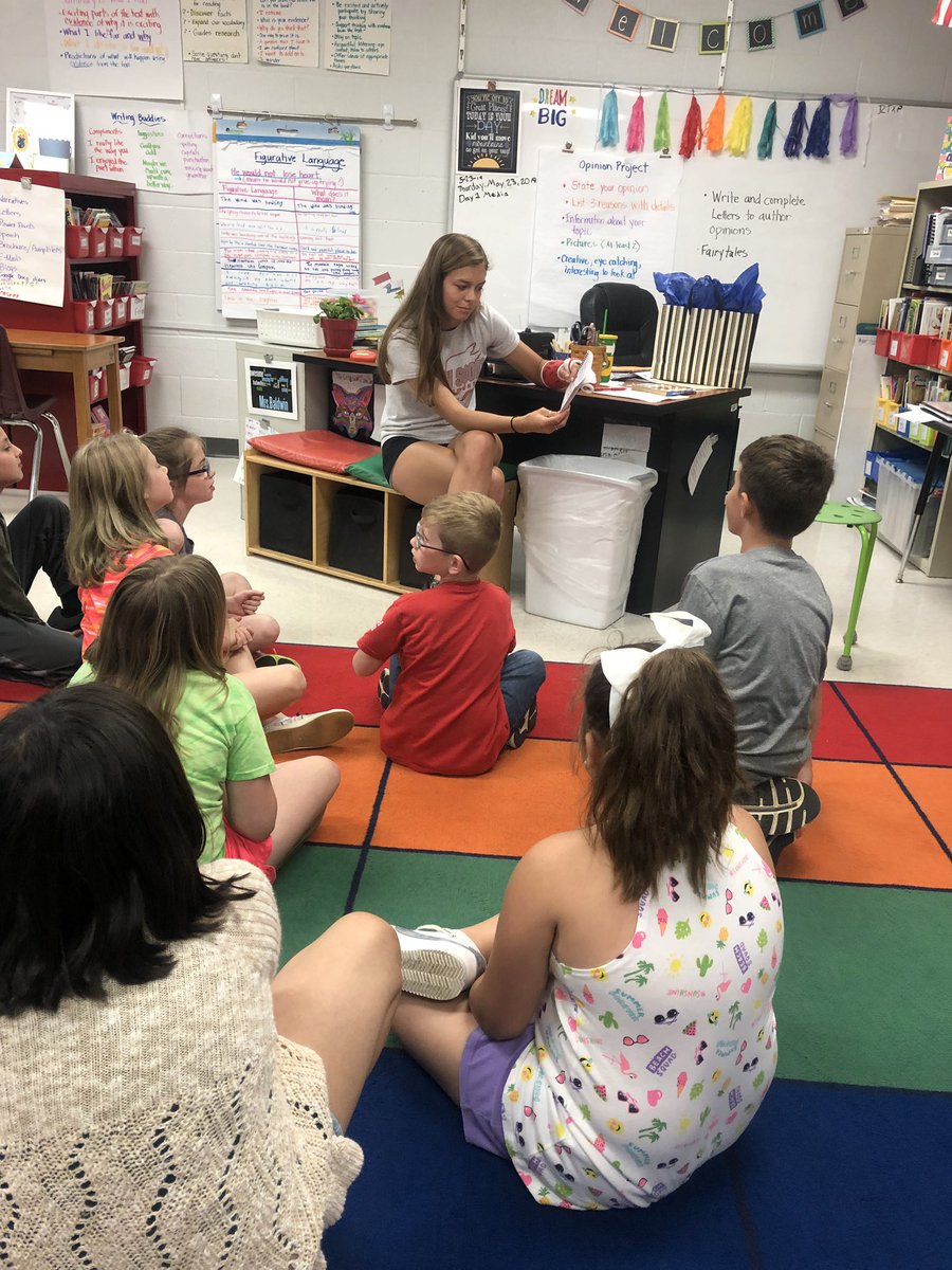 chrismbald1's tweet photo. Teacher helpers- @bbaldwin02 @kjackovich12 Two wonderful young ladies with BRIGHT futures! Absolutely positive leaders for our kiddos! Thank you for being our teacher helpers!❤️ @EdWhiteElem @NSHSActivities you’ve made a difference! https://t.co/icQD6YgGnn