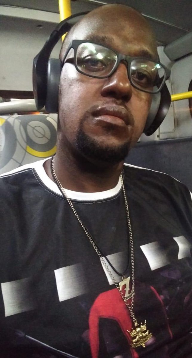 DyneMano's tweet photo. Foto de uns dias aew 
#Maniggas 🎧 https://t.co/B9vZVPafFI
