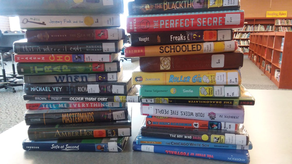 HCMSreads's tweet photo. Final book due date! Collected ad Ss were leaving today! #hc157c #amreading #librarybookreturn https://t.co/QNSKI3ppad