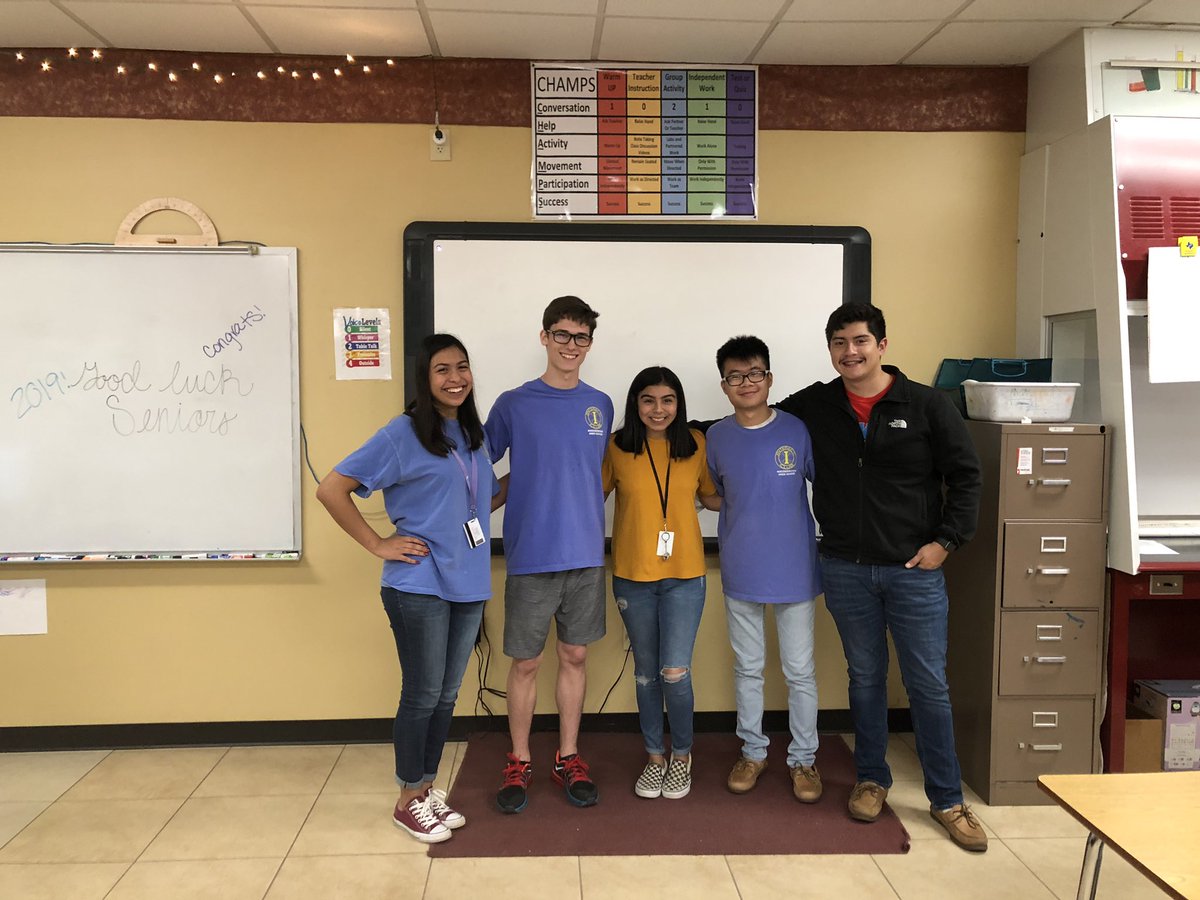 nacinteractclub's tweet photo. We loved awarding the seniors with there most deserved honor cords!!! Congratulations to all! We also enjoyed saying hello to our brand new officers for the 2019-2020 school year! Although we were very sad to say goodbye to our old ones :-( what a great year! https://t.co/L0SWNG13qS