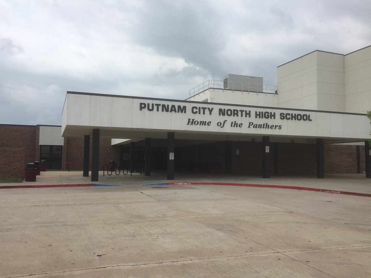 Taylor_Upchurch's tweet image. My home for 12 years. I love this place for many reasons. The friends, the students, the professional growth. I’m going to miss @PutnamCityOK North. 
But happy to announce that I will be an administrative intern @middelnews. So excited for the opportunity. #pcsrocks #MDPurpose