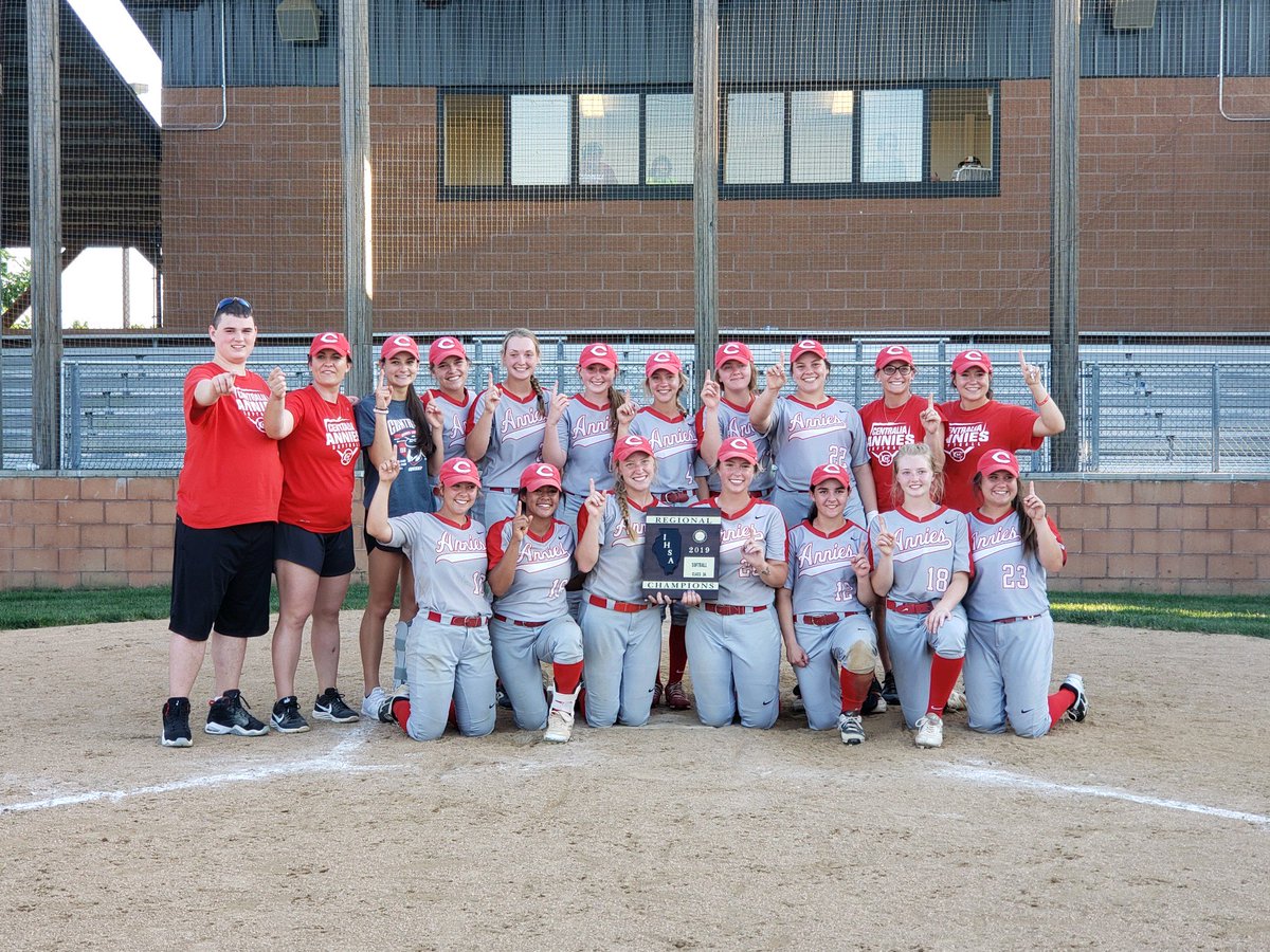 hensonshalisa's tweet photo. RegionalChamps!!! @ctownsb @t_henson16 https://t.co/cECN9uIRG6