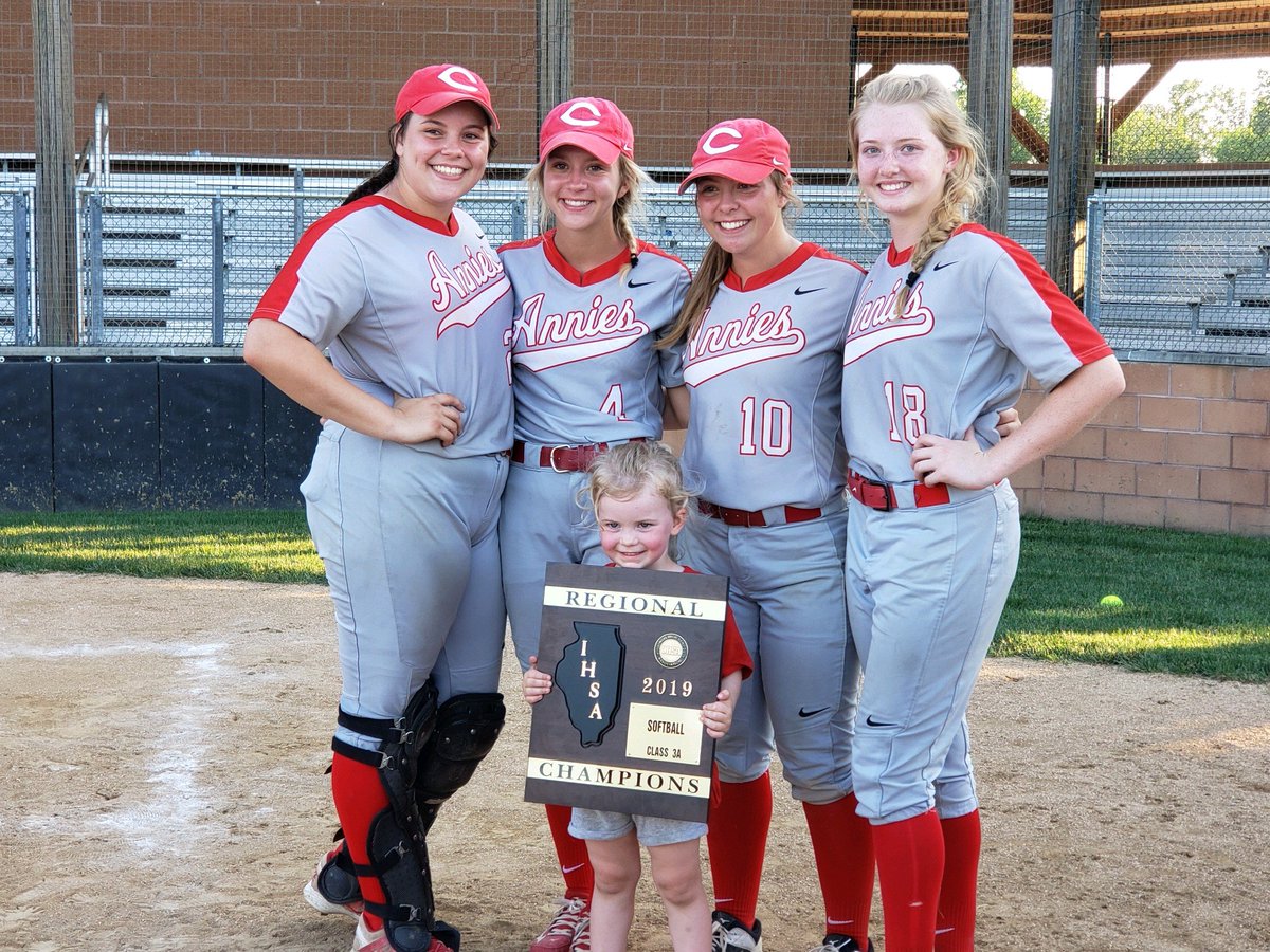 hensonshalisa's tweet photo. @ctownsb Regional Champions Class 2020!!! https://t.co/cPjagbccHM