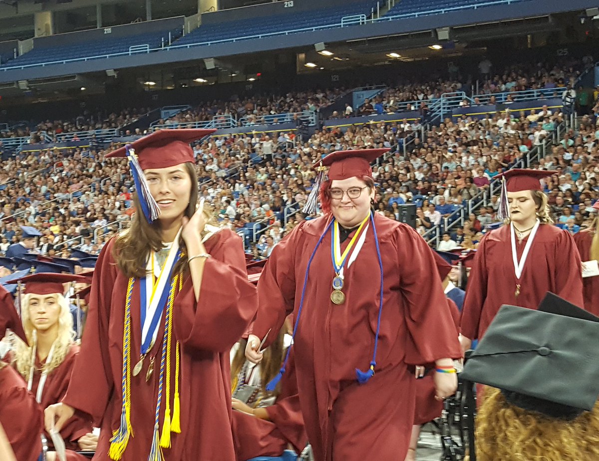 my_pcs's tweet photo. Palm Harbor University High seniors have a sea of supporters who have helped them get here! #PCSGrads #PHUH #ThanksMomAndDad https://t.co/cp0vjqheXr