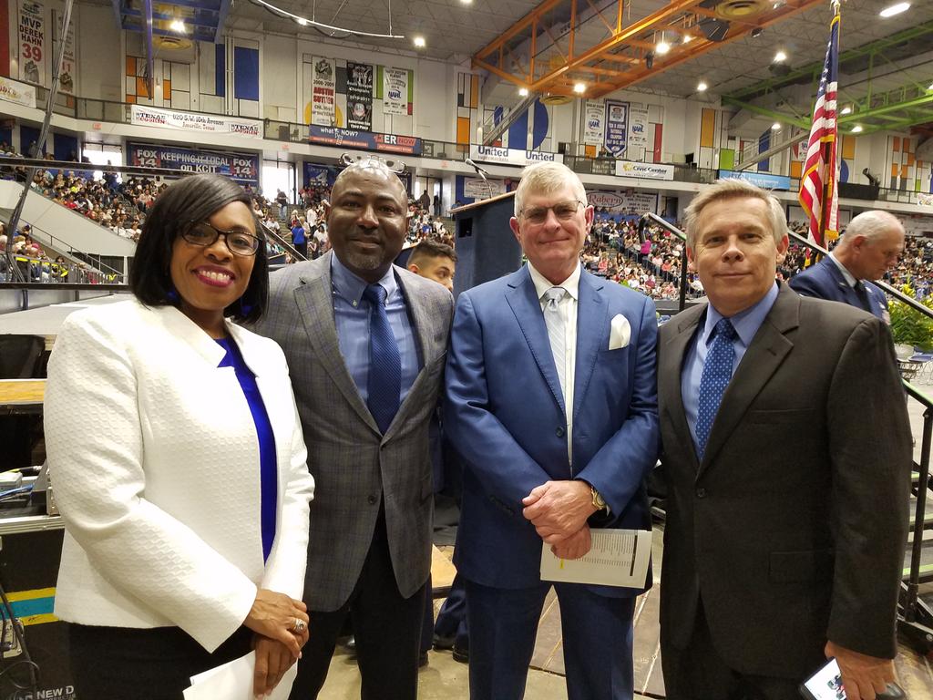 Sandy Whitlow tweet media