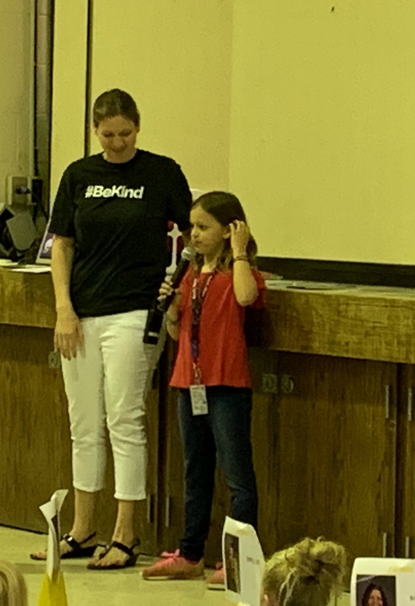 nachapman_MPS's tweet photo. Our Holling Heights Principal of the day!! She totally rocked it!!! #FutureReady @hollingheights https://t.co/G2ibn5bVOM