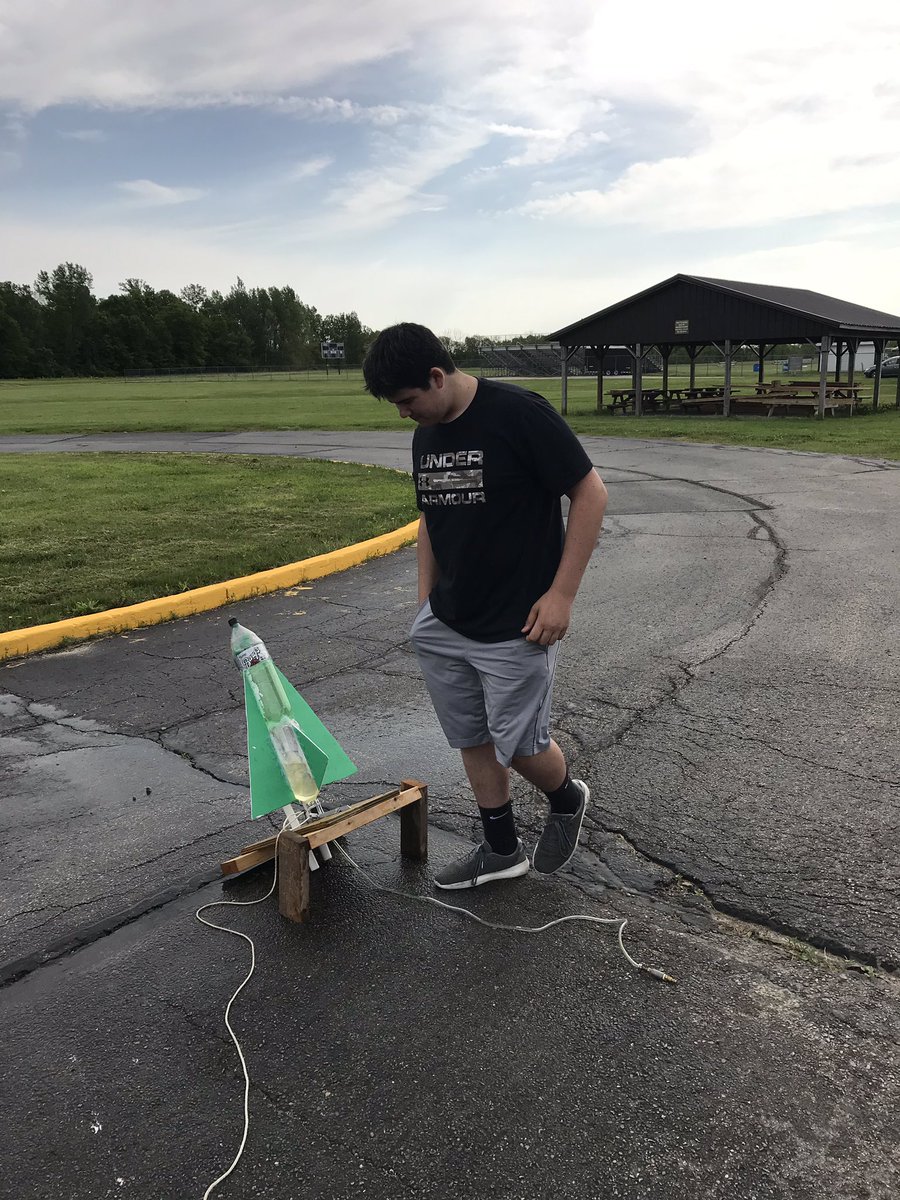 science_gms's tweet photo. Rockets! 🚀. We had a rain delay but still got all our launches in.  What a great day! #GMSpride https://t.co/oSUuFNQbep