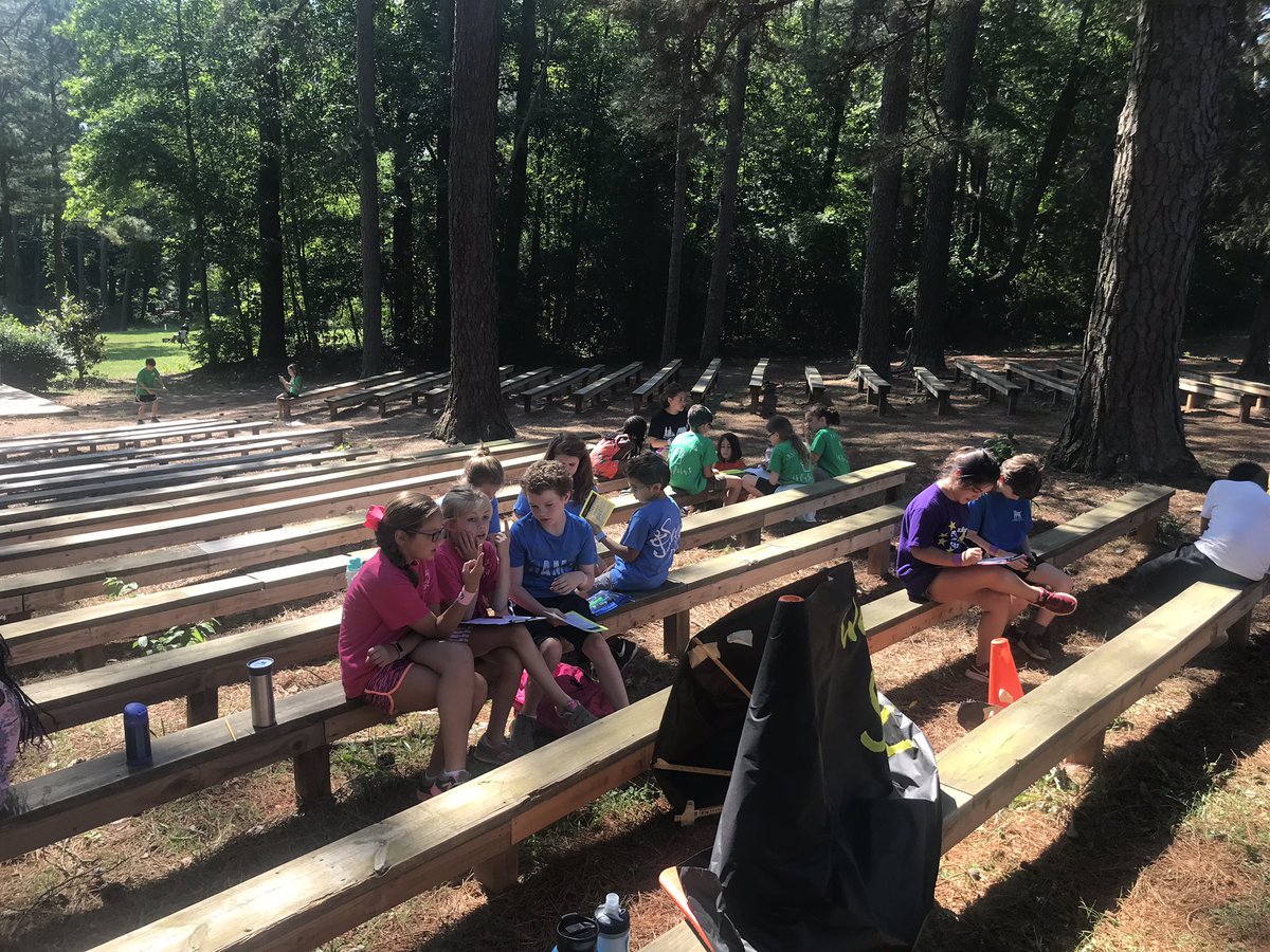 CGreensLeaders's tweet photo. Today 3rd graders traveled through South America during our Amazing Race to practice solving word problems! These leaders are ready to rock the test @emmleaders1 @GarrisonLeaders @pleasantsclass @MsKShearin @MrRonsGators @CombsCatchUp  #eogprep #rockthetest https://t.co/eB3DgGVPMF