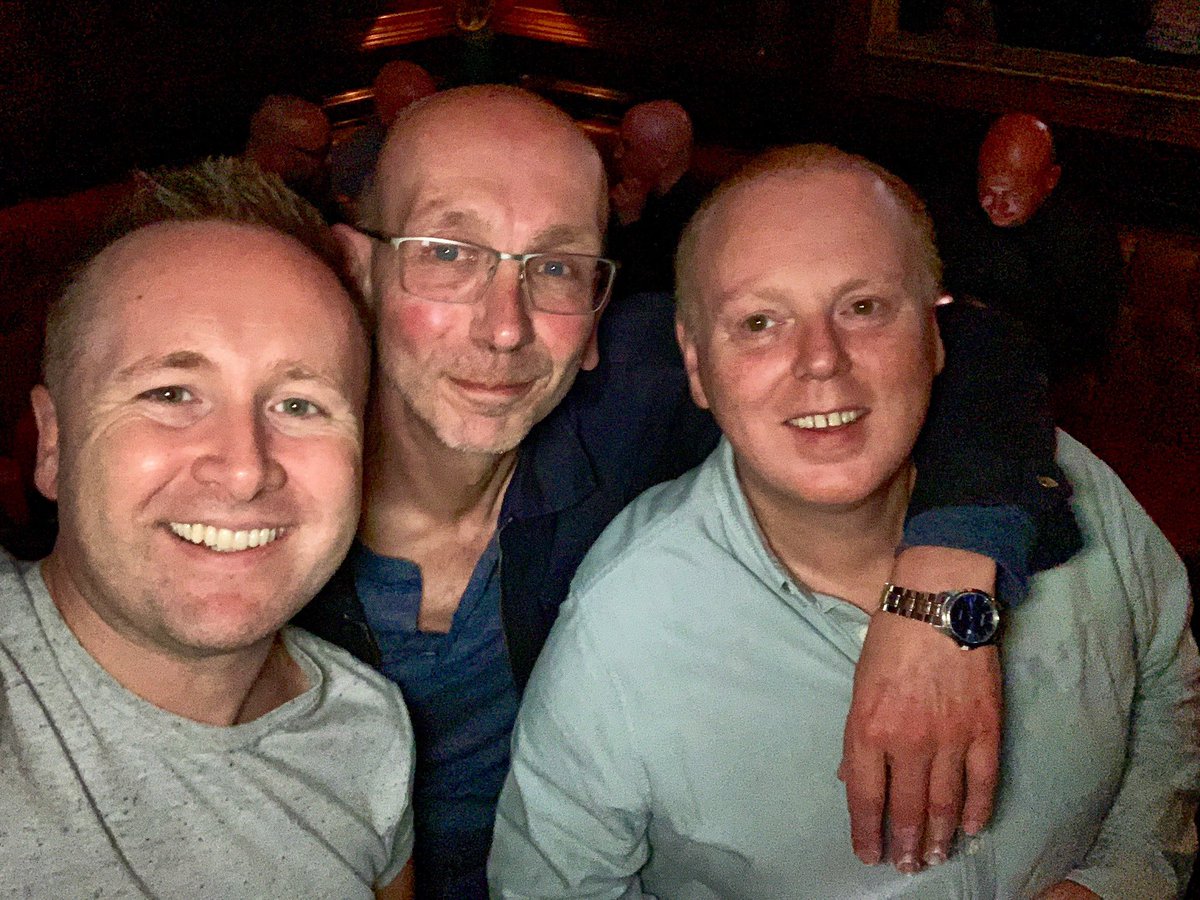 callum_gx's tweet photo. Out with these beauts before theyโre husbands!!
#MiniStag #LoveUBoys #20yearsoffriendshipandcounting #Soho #London #instagays @gingawhinga @grumpy_foodoo https://t.co/iiAaXhkJaf